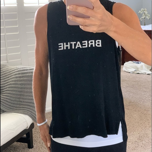 Noli Muscle Tee - Picture 2 of 6